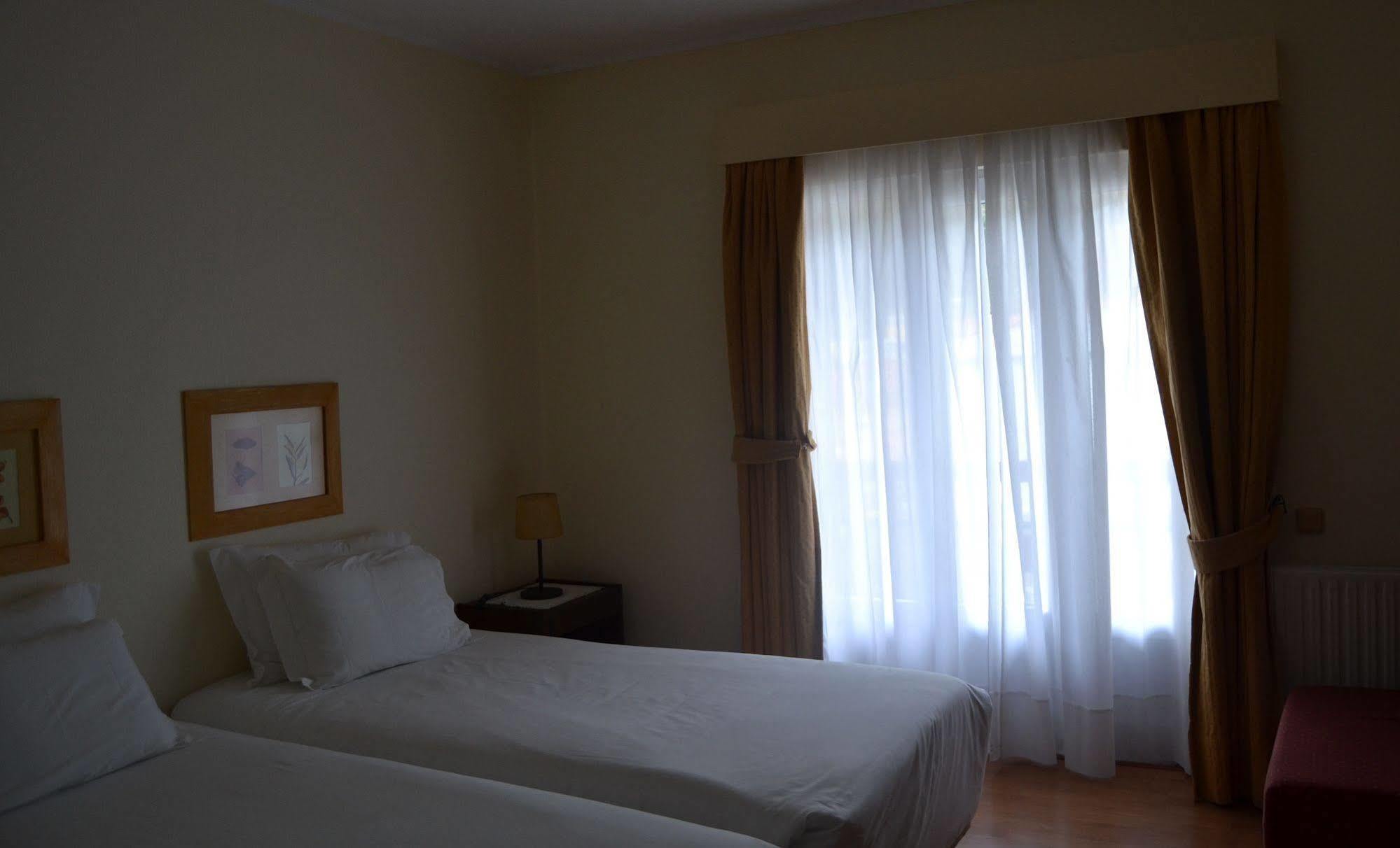 Hotel Carvalho Araujo Герес Екстериор снимка