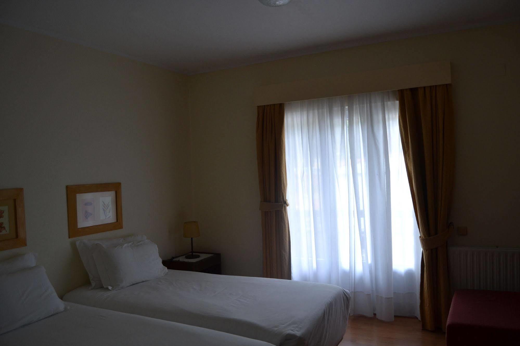Hotel Carvalho Araujo Герес Екстериор снимка
